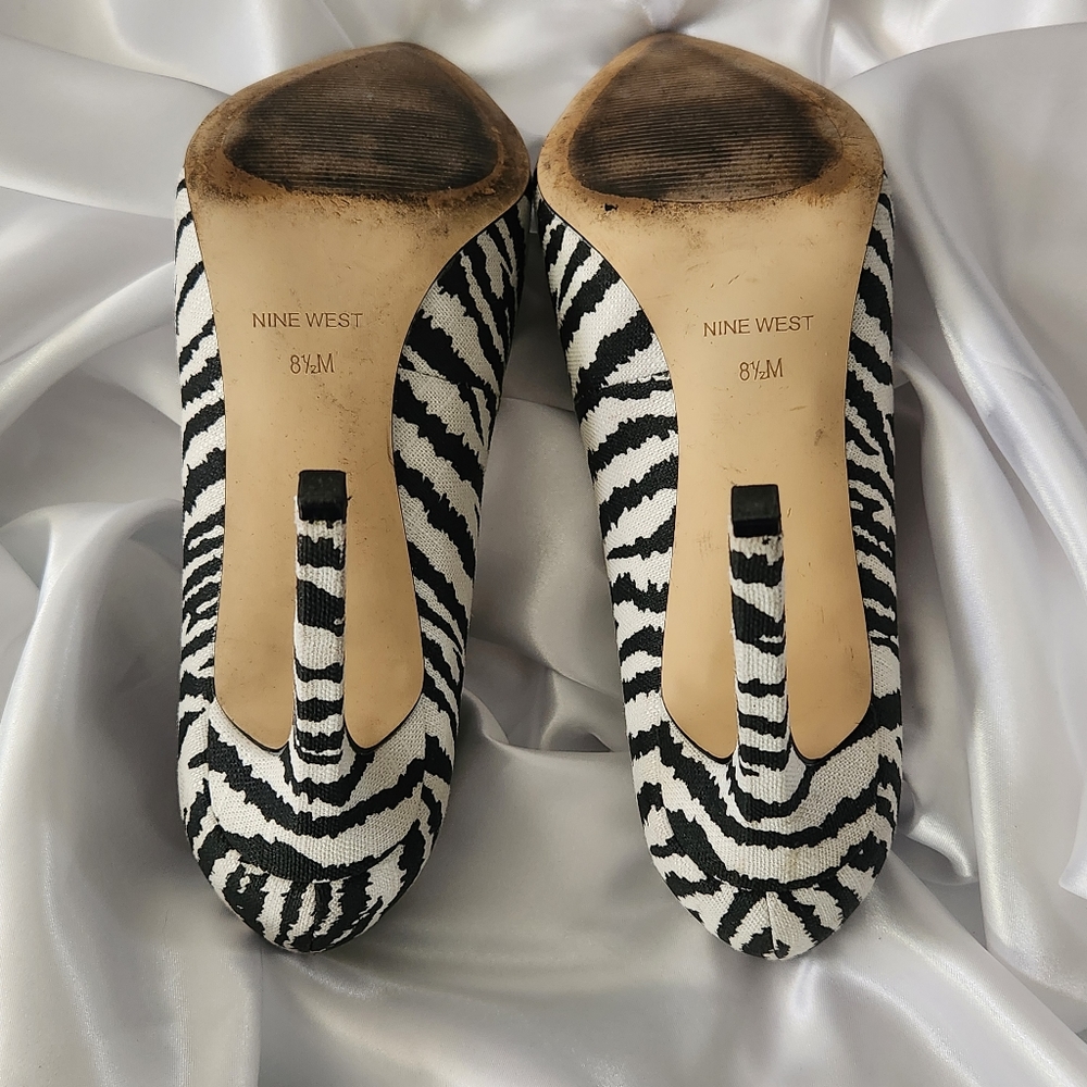 SOLD - Nine West Tatiana Pointy Toe Pumps | Zebra Print Design | Size 8.5 - Picture 7 of 7